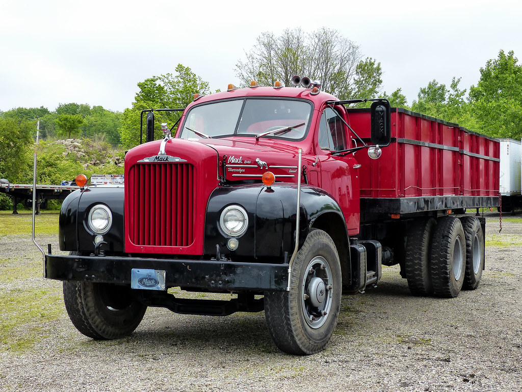 Mack B47 Flatbed Truck Cincinnati chapter of the American… Flickr