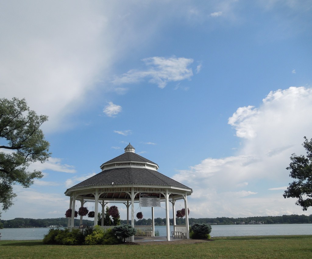 Springfield Lake Akron, OH a photo on Flickriver
