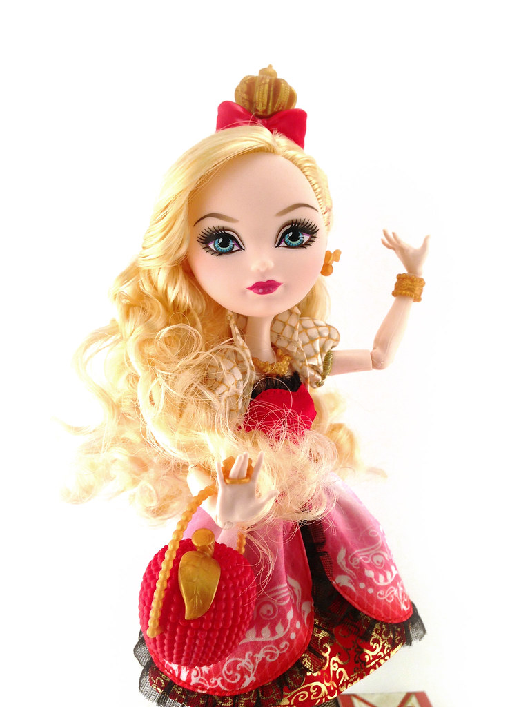 Apple White 11 Full doll review on Flickr