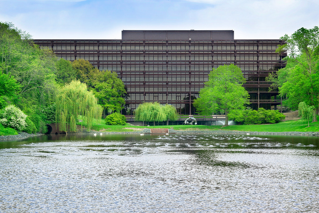 John Deere & Company World Headquarters Moline, IL Eer… Flickr
