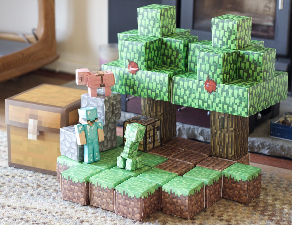 Minecraft papercraft Minecraft papercraft scene nyssapod Flickr