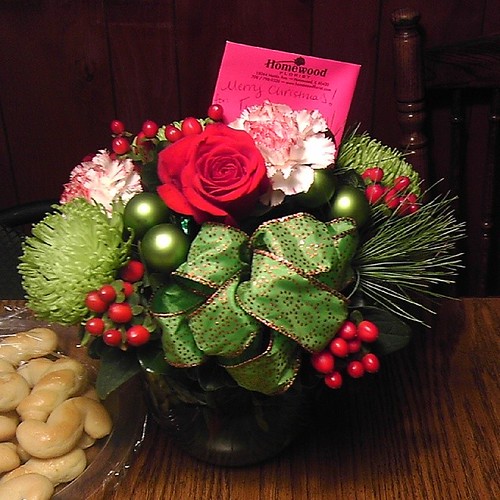 Christmas arrangement for my yiayia, showing off the Flickr