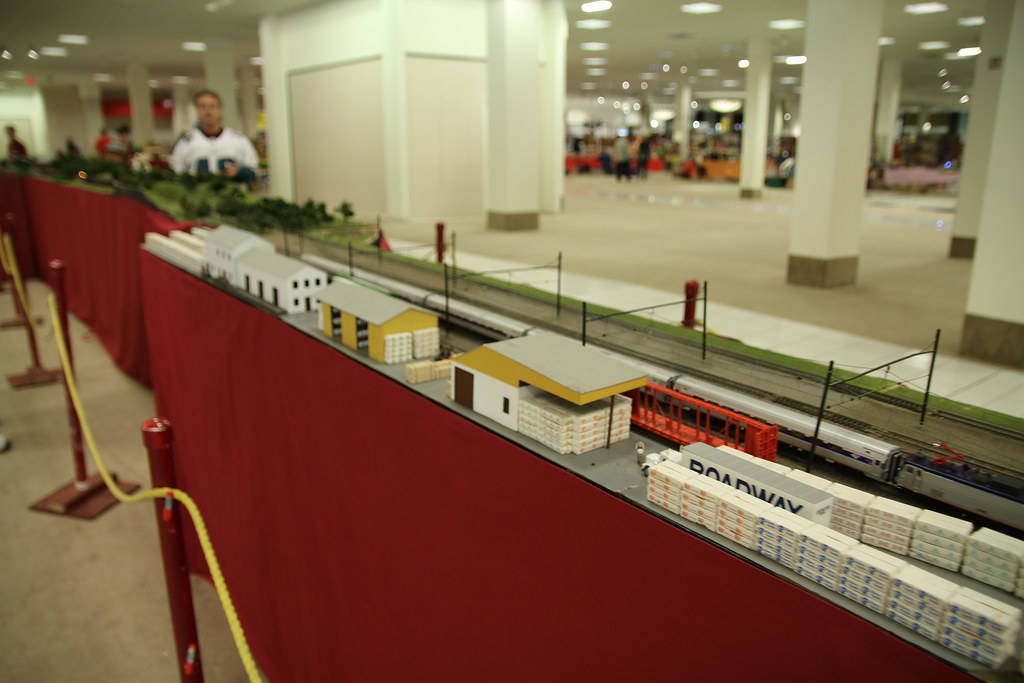 IMG_1233 Greenberg’s Great Train & Toy Show Harrisburg, PA… Flickr
