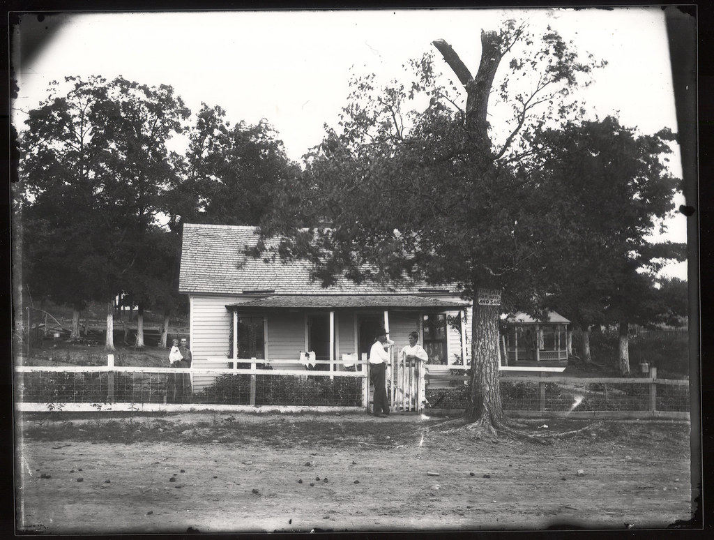 House and residents in Leslie, Arkansas, ca. 1915. a photo on Flickriver