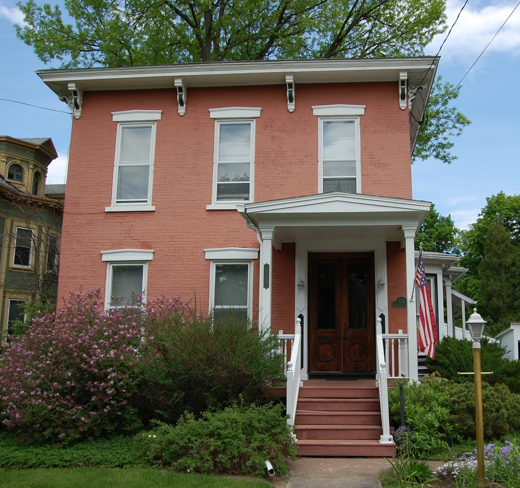 Main Street Oneida, NY This brick house is located at 32… Flickr