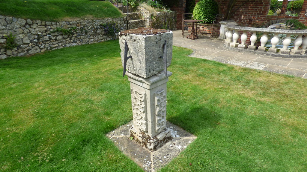 A sundial at Restoration House & Garden HHA History Restor… Flickr