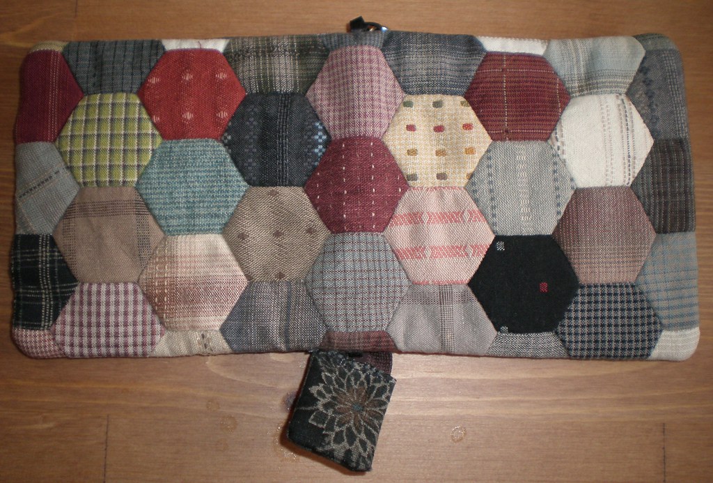Traditional japanese fabric sewing wallet outside OLYMPUS … Flickr