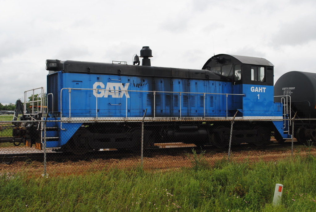 GAHT 1 seen at the GATX Car shop at Hearne Texas . Flickr