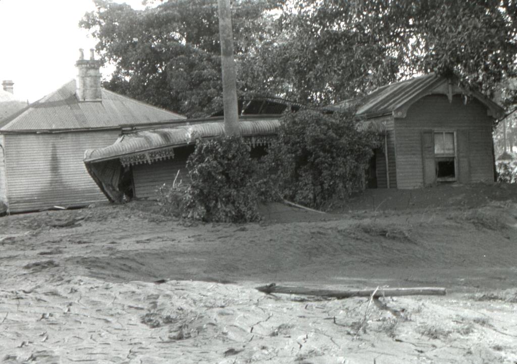 Maitland, N.S.W., February 1955 flood Maitland, N.S.W., Fe… Flickr