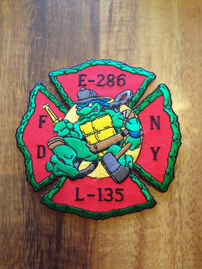 FDNY Engine 286 / Ladder 135 Patch | Scott Berliner | Flickr