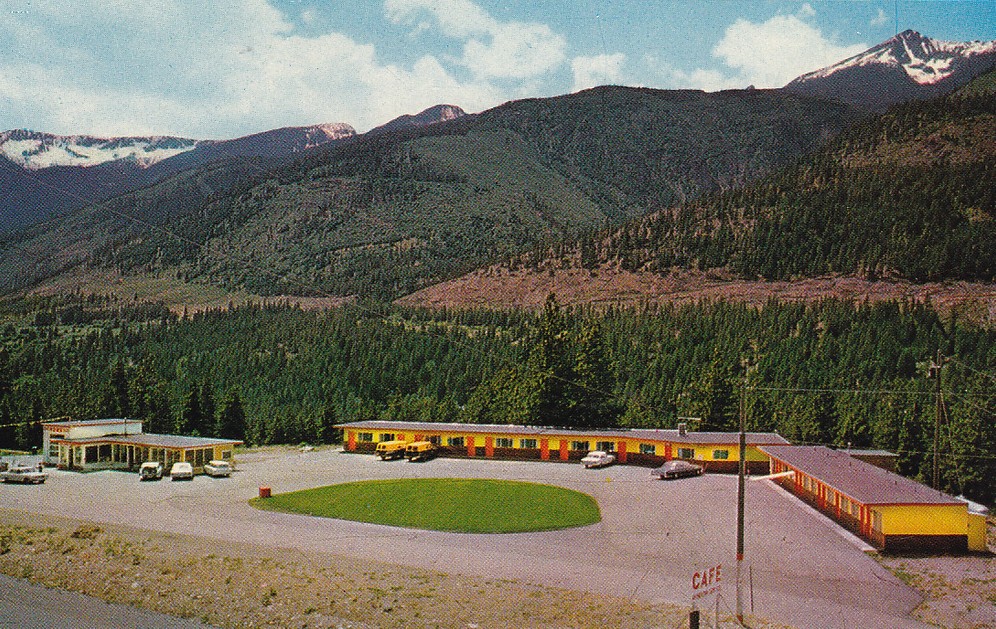 Postcard Lytton Pines Motel, Lytton, BC, c.1965 Lytton Pi… Flickr