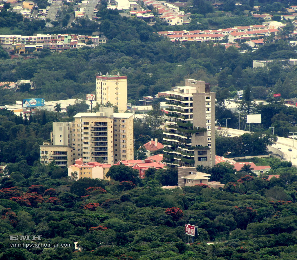 San Salvadorsan Benito una vista de los edificios 515 y 5… Flickr