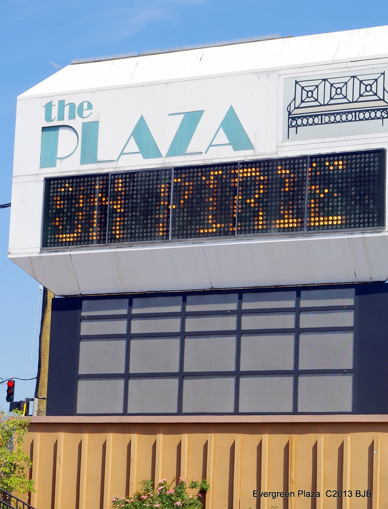 IMGP8556 The Plaza /Evergreen Plaza, now closed and rumore… Flickr