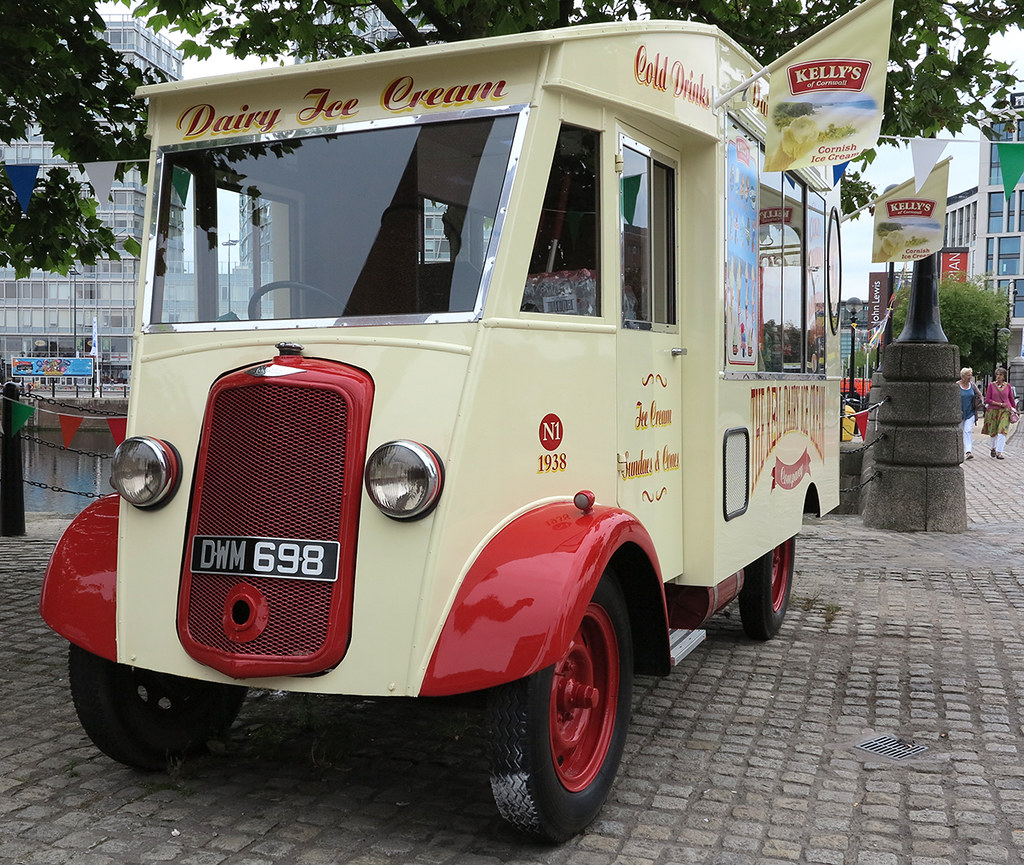 Commer Conversion At Liverpool dock lovely van conversion … Flickr