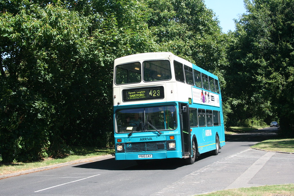 P610 CAY Passing Bowes Wood in Redhill Road, New Ash Green… Flickr