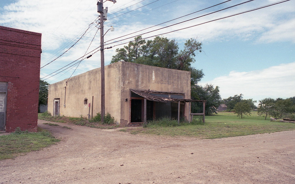 Hedley, Texas Nikon FM2 + Nikkor 28mm f/2.8 + Fuji sup… Flickr