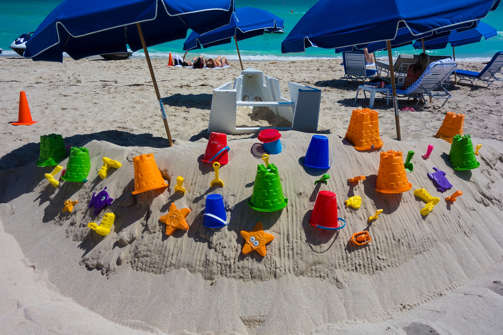 Toys, Miami Beach Miami Beach Resort & Spa Beach Facilitie… Thanos