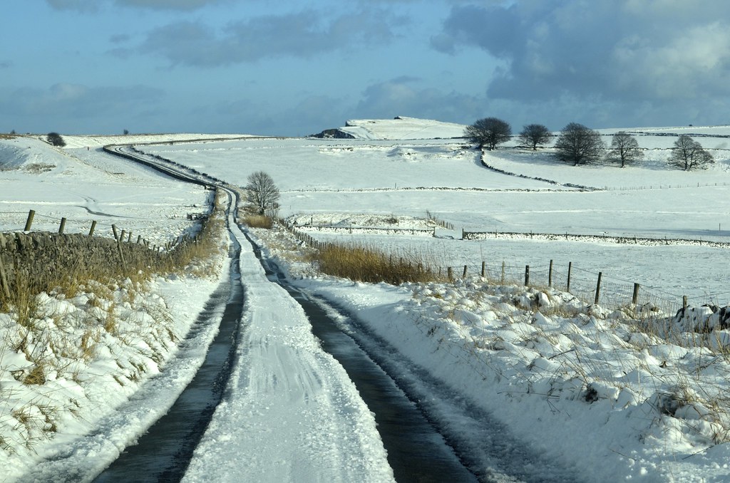 "The long and winding road" Dalehead to Earl Stendale road… Flickr