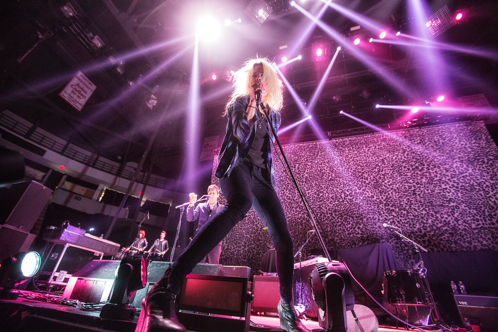 The Kills in concert BOSTON, MA DECEMBER 13 Queens of t… Flickr