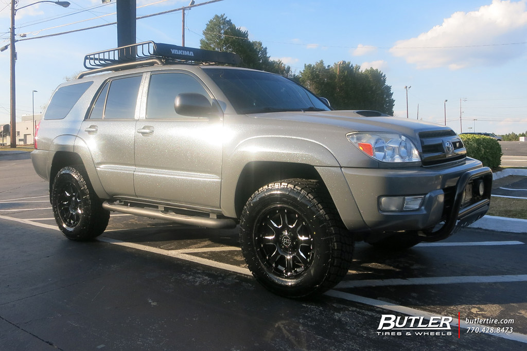 Toyota 4Runner with 18in Black Rhino Sierra Wheels and Nitto Terra