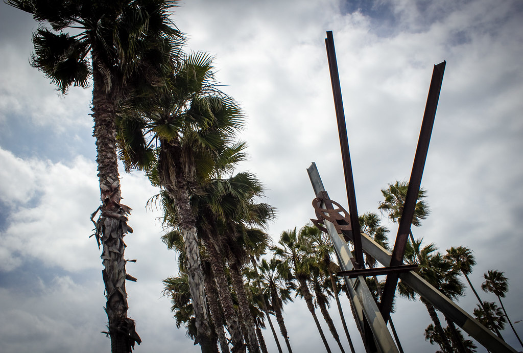 metal sculpture at Venice Beach Dominick Guzzo Flickr
