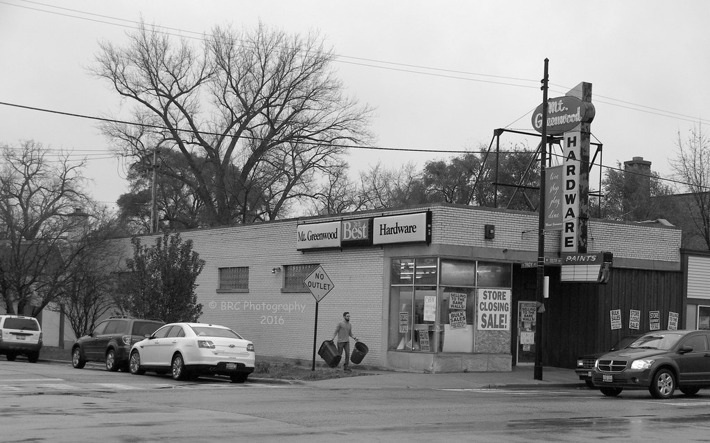 Mt. Greenwood Hardware Store, Chicago, IL. A rainy day in … Flickr