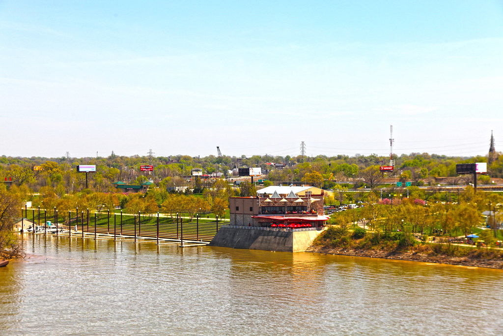 Views of Tumbleweed in Waterfront Park,Louisville from The… Flickr