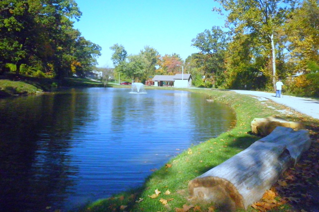 Gutknecht Arrowhead Park, BelRidge, Mo. Formerly a bird s… Flickr