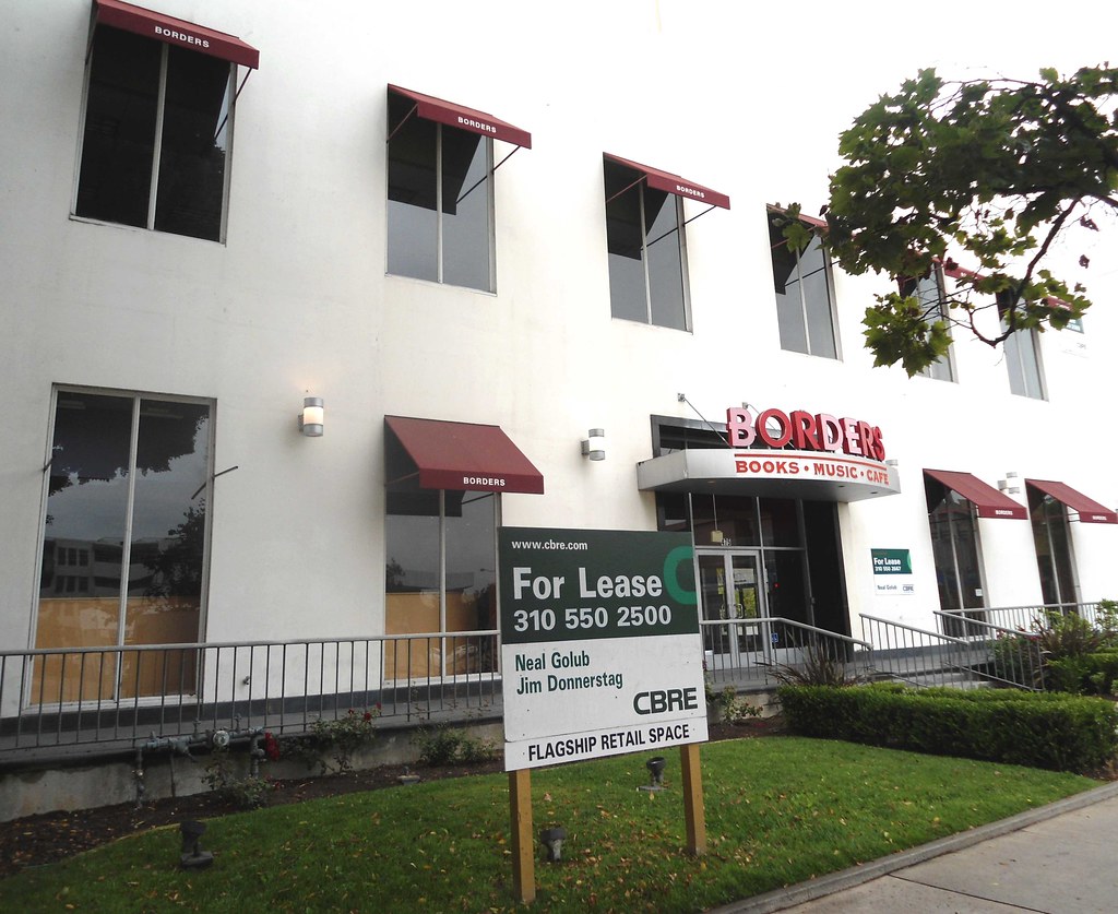 Former I. Magnin & Co in Pasadena, CA Borders Books closed… Flickr