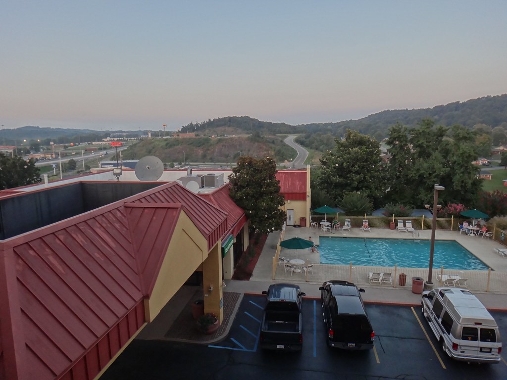 Elevation of 10 Harrow, Bristol, TN, USA Topographic Map Altitude Map