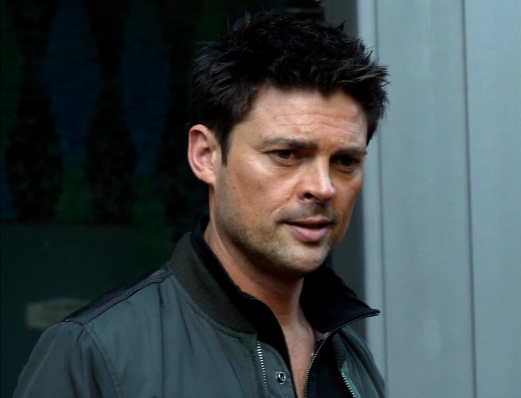 John Kennex Karl Urban as John Kennex from Almost Human, S… Flickr