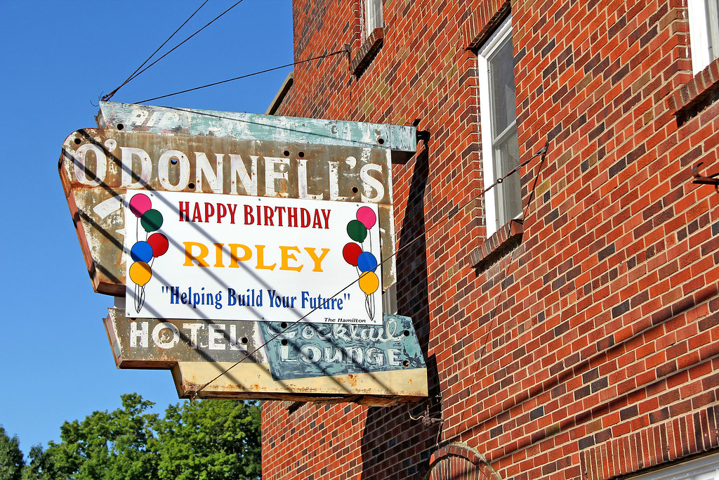 One Sunday Morning in Ripley 4 O'Donnell's Hotel is no lo… Flickr