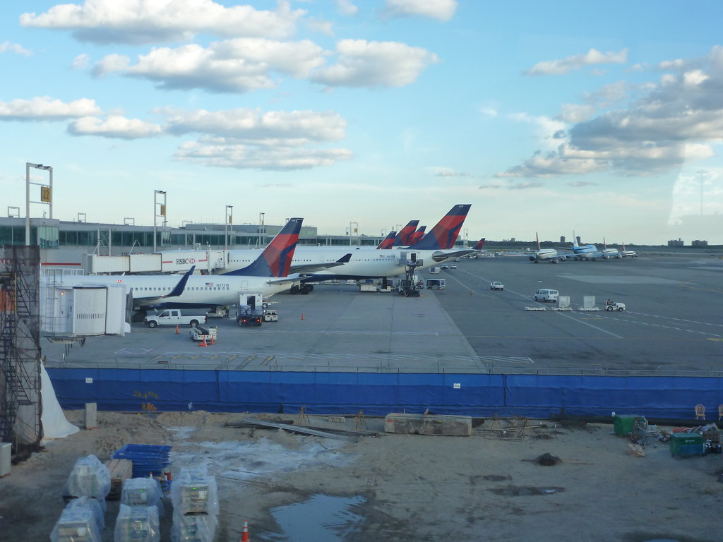 Staples Queen And Airport at Anna Gowdy blog