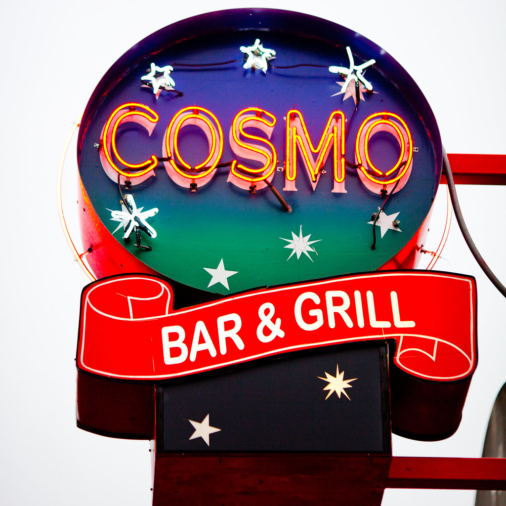 Cosmo Bar & Grill Cosmo 41 Beale Street Memphis, TN 38103… Flickr