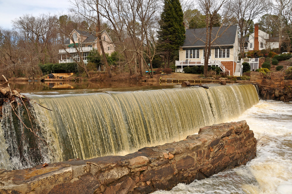 Lassiter Mill on Crabtree Creek Crabtree Creek greenway in… Flickr