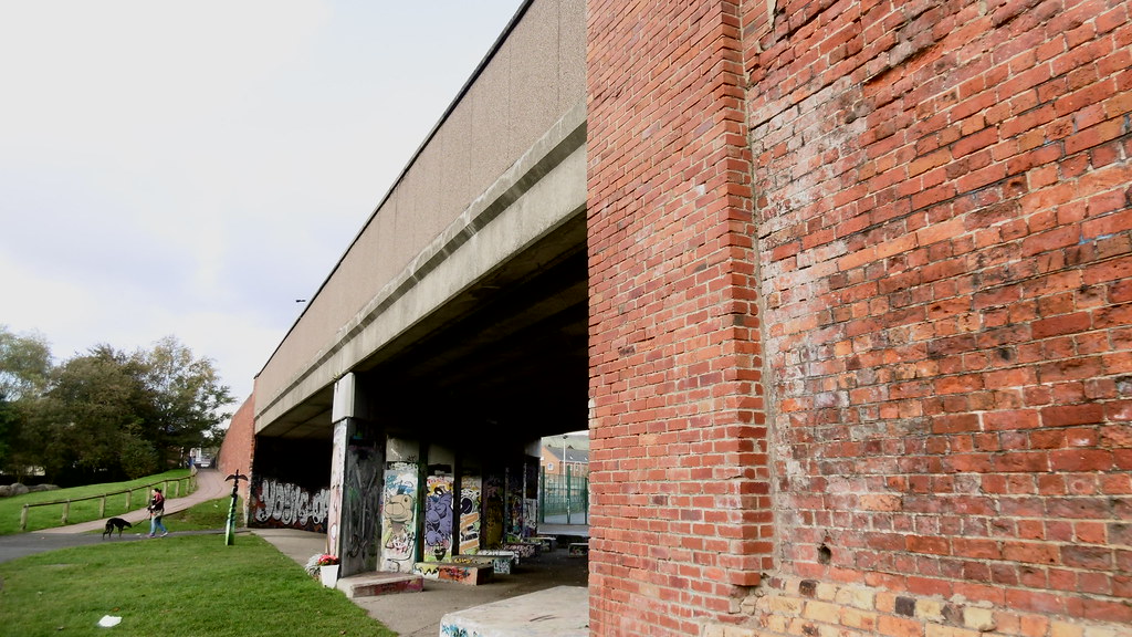 Wykeham St overbridge, near Sainsburys. (Scarborough Whi… Flickr