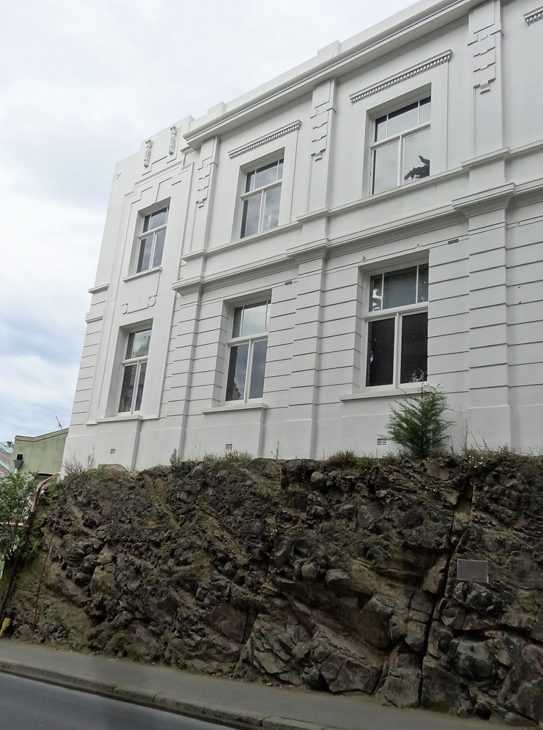 Dunedin. Fine Art Deco building perched on a rocky crag. B… Flickr