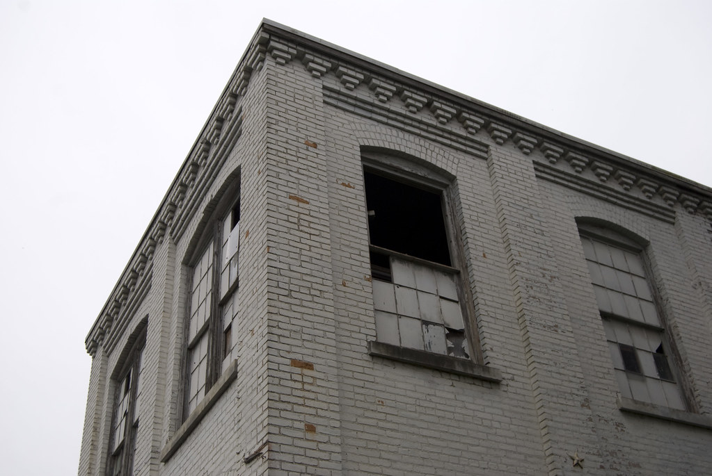 Abandoned Building Found in Amsterdam, New York in August … Shawn