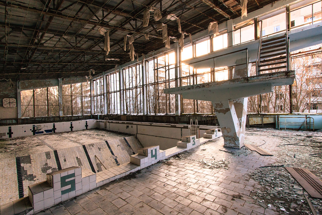 Diving board, Pripyat, Chernobyl, Ukraine 2013 Liam Davies Flickr
