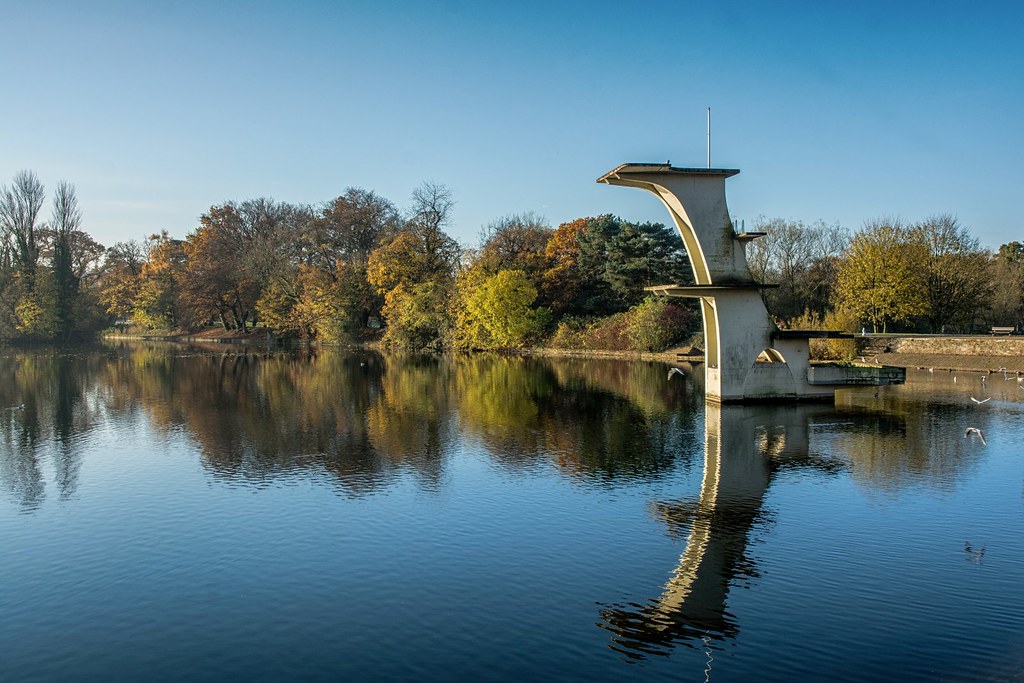 Coate Water Old Diving Board Coate Water Swindon Wiltshire… Flickr