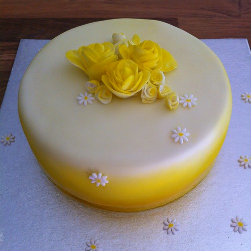 Sunny yellow rose lemon cake maggieannawatson Flickr