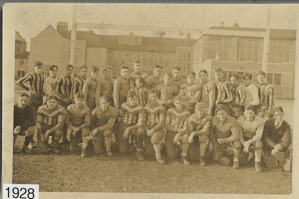 RIVER ROUGE High School Football team? (1928) (Courtesy R… Flickr