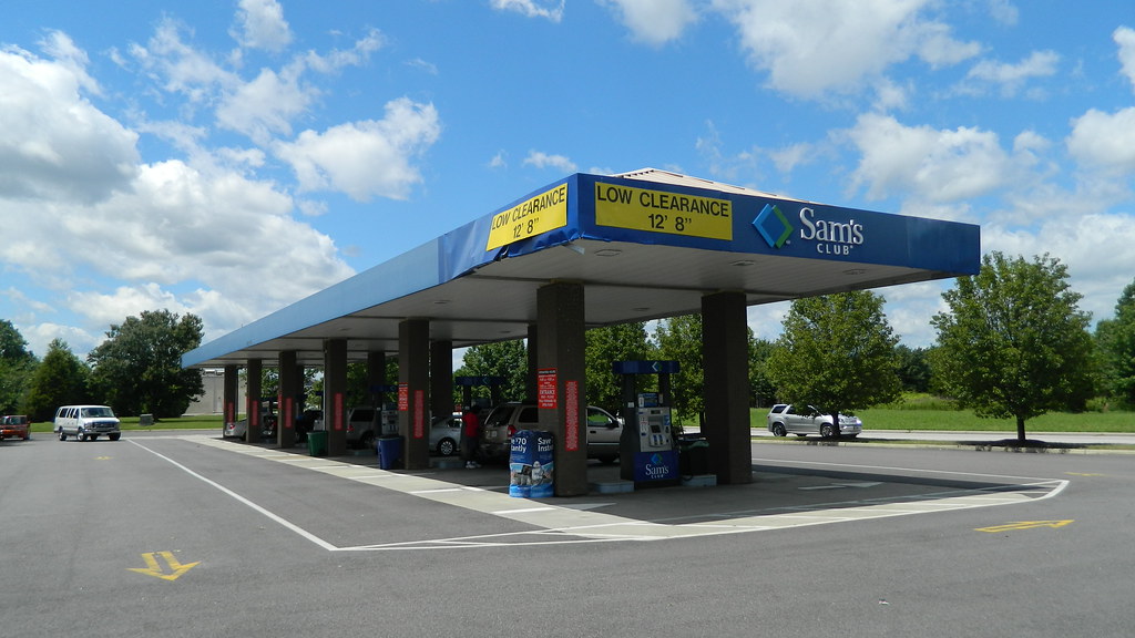 Sam's Club gas station Sam's Club 6351 (139,557 square fe… Flickr