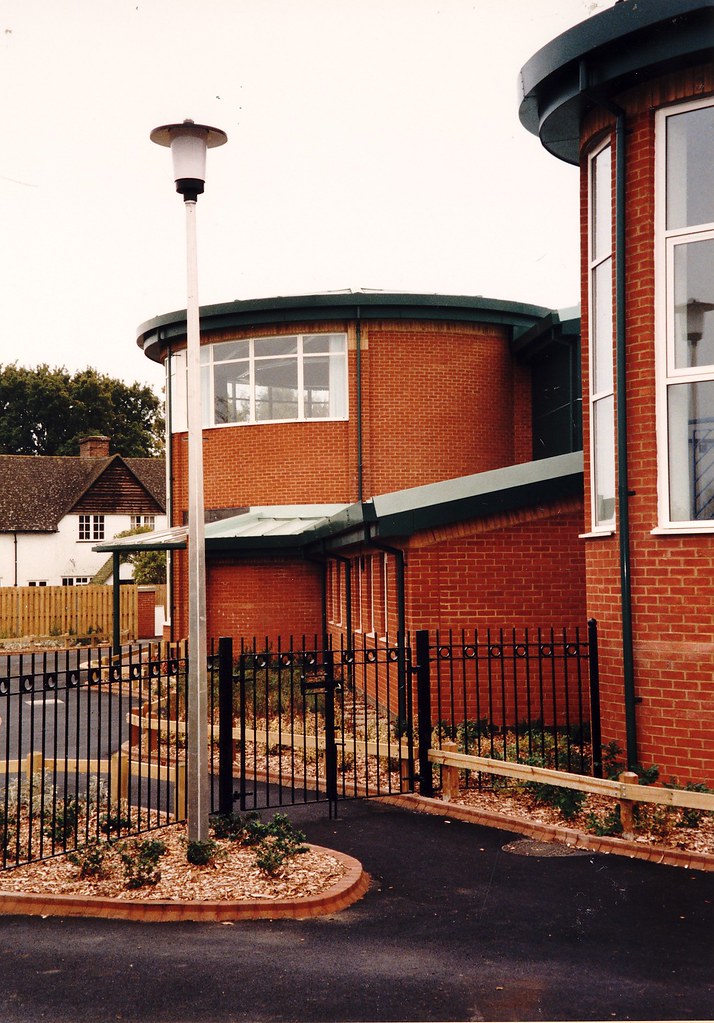 MUSCLIFF PRIMARY SCHOOL. BROADWAY LANE. BOURNEMOUTH. DORSE… Flickr