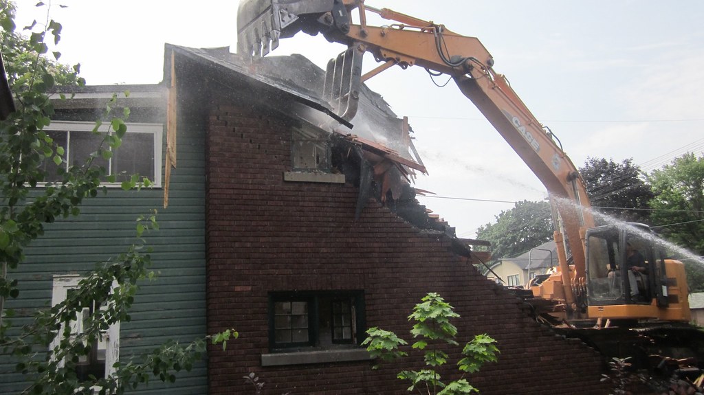 Demolition of House at 117 Clarendon Ave. Ottawa Ross Dunn Flickr