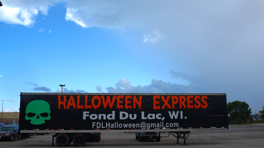 Giant Halloween Express Delivery Truck in Parking Lot from… Flickr