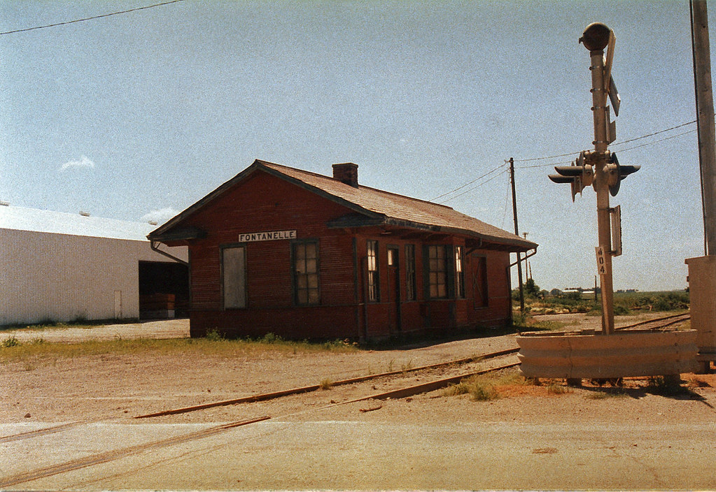 FontanelleIACB&Q The CB&Q depot in Fontanelle IA on June