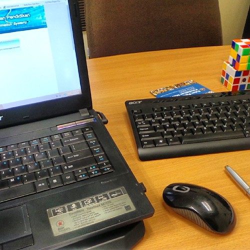 The best place to work is at your own place. (y) mknace Flickr