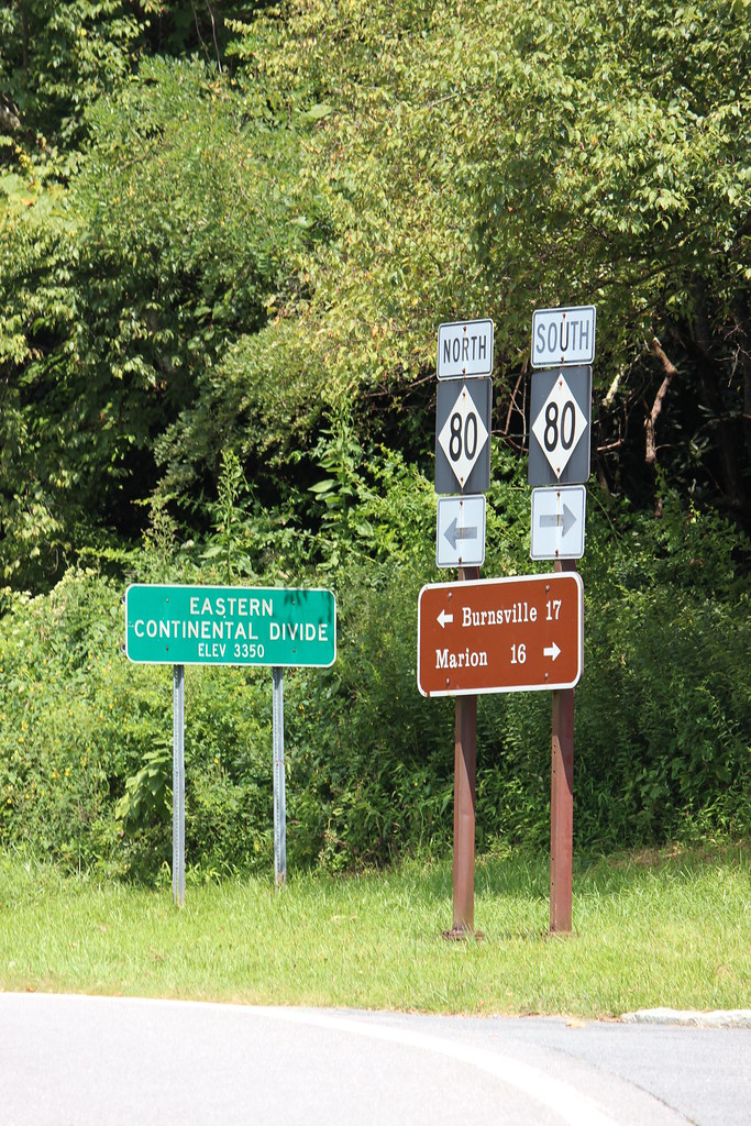 Blue Ridge Parkway intersection/Eastern Continental Divide… Flickr