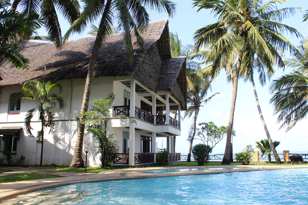 Mtwapa Mombasa, Kenya Beach resort near the city of Momb… Flickr
